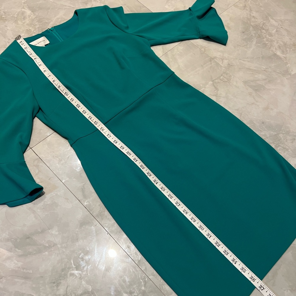 Donna Morgan Green Dress – Fitted Silhouette with Ruffled Cuffs - Picture 12 of 12